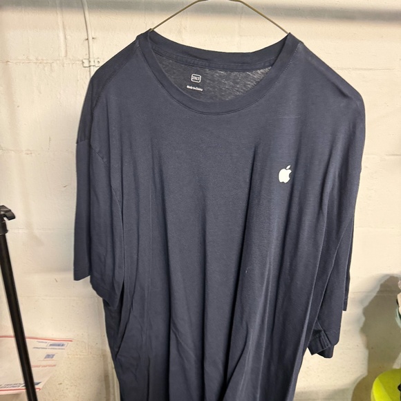 Apple t-shirt navy blue short sleeve size 2XLT - Picture 1 of 3